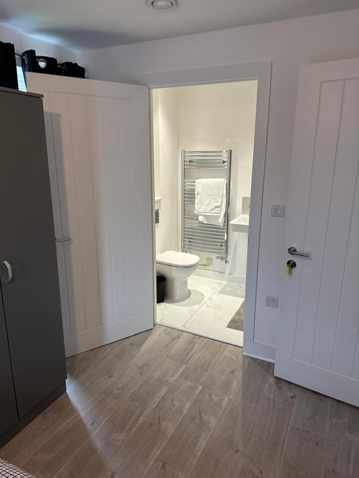 Lush King Ensuite In A Shared Home Manchester Ngoại thất bức ảnh